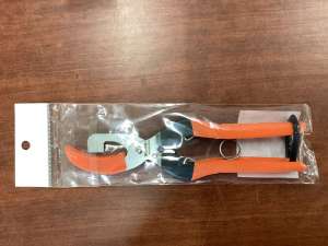 店頭にない商品もお取り寄せ致します。芽キズ鋏のご紹介。