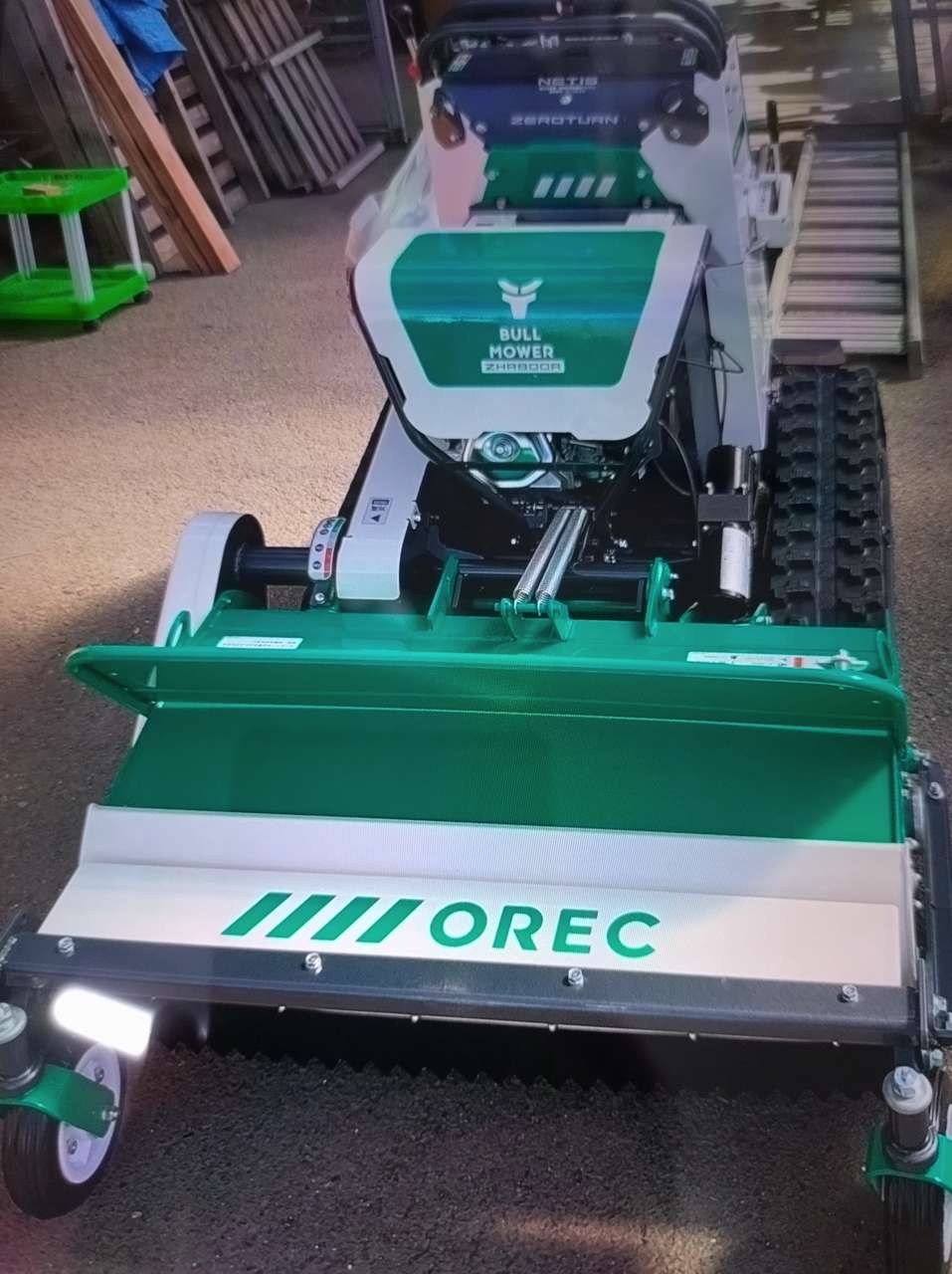「プロも注目！パワフル草刈り機 ZHR800A」の紹介